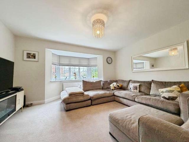 House for sale in Easthampstead, Bracknell