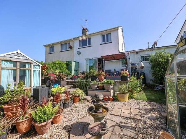 House for sale in St Stephen, Cornwall