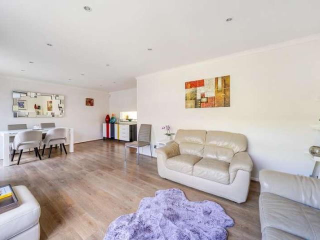 House for sale in Sheerwater, Woking