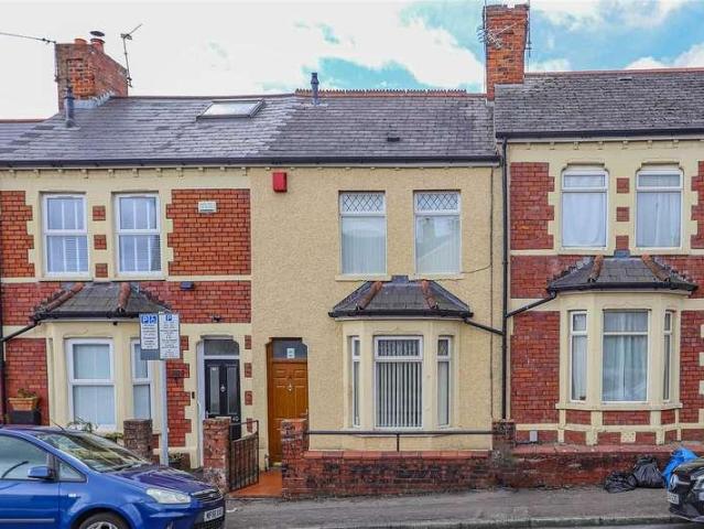 House for sale in Gibbonsdown, Barry