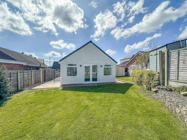 House for sale in Ossett, West Yorkshire