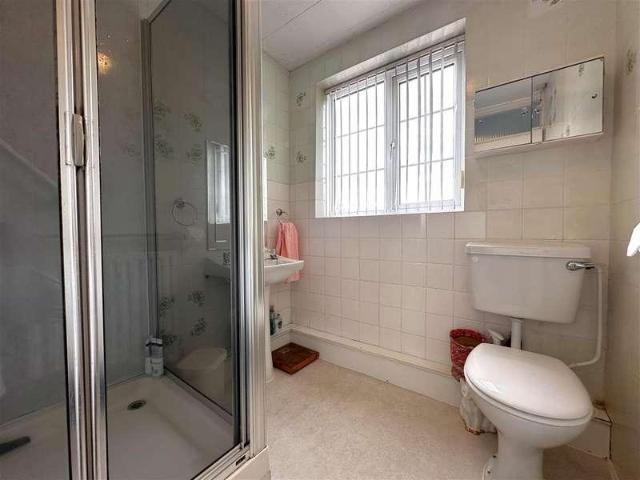 House for sale in Alverton, East Midlands