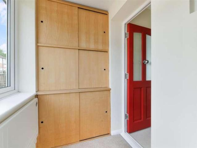 House for sale in Redhill, Merstham