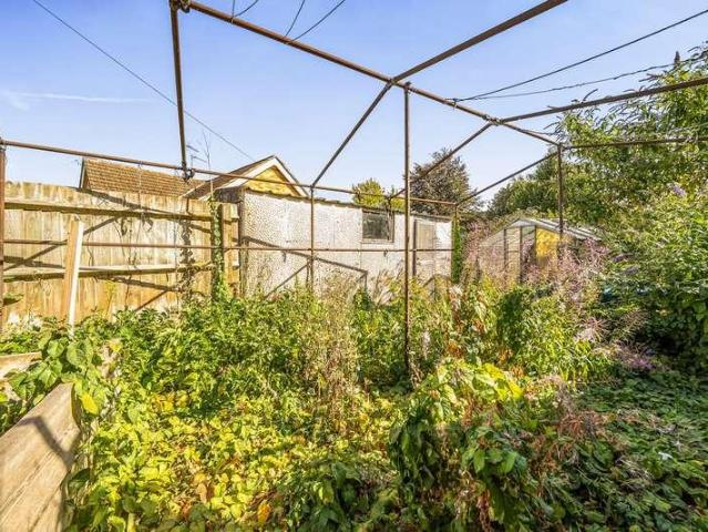 House for sale in Evershot, Oxfordshire