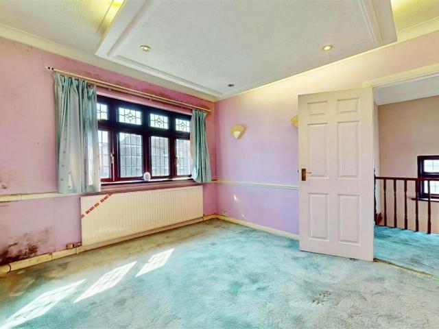 House for sale in Romford, Havering