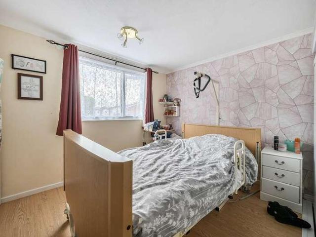 House for sale in Lychpit, Basingstoke and Deane
