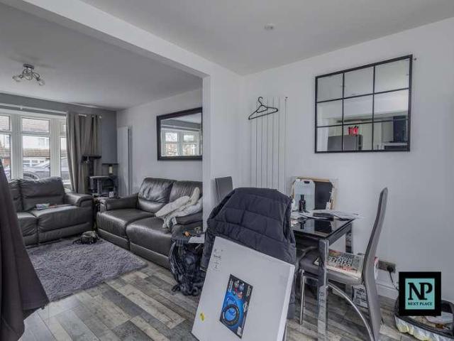 House for sale in Kettlebrook, Staffordshire