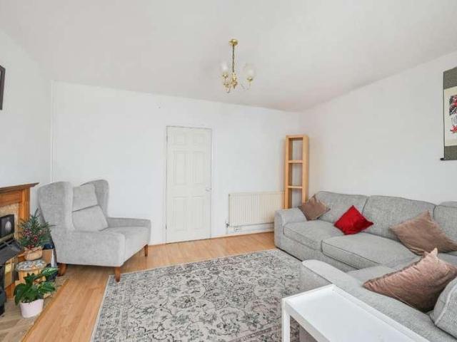 House for sale in Red Hill, Surrey