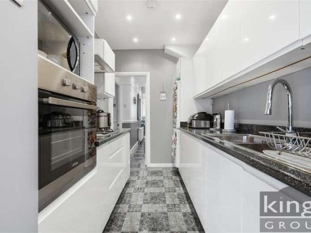 House for sale in Ponders End, Greater London