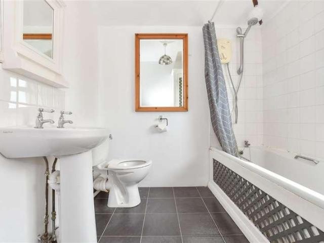 House for sale in Elvington, Ash