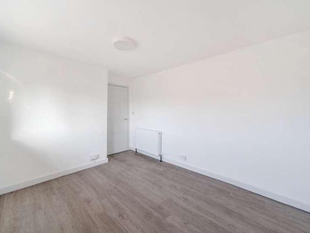House for sale in Witcombe, Pamington