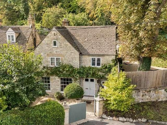 House for sale in Avening, Cotswold