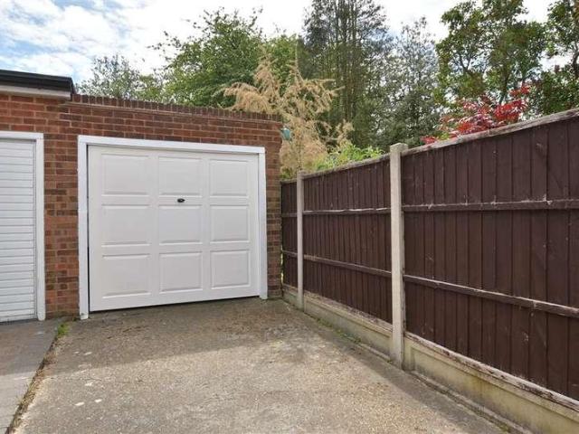 House for sale in Rainham, Greater London