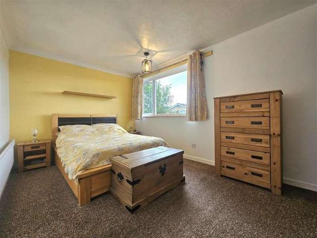 House for sale in Elmdon, West Midlands