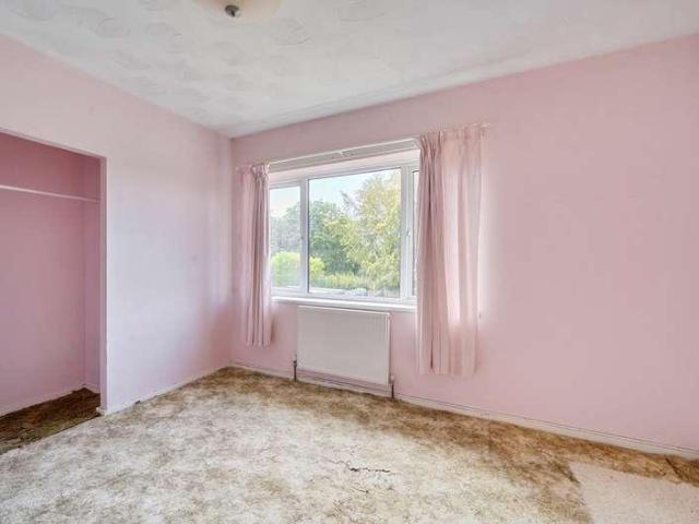 House for sale in Haydon Wick, Swindon