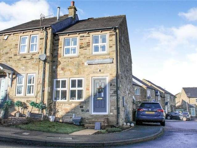 House for sale in Keighley, West Yorkshire