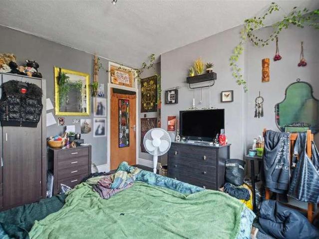 House for sale in Attenborough, East Midlands