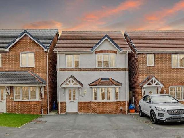 House for sale in Clwyd
