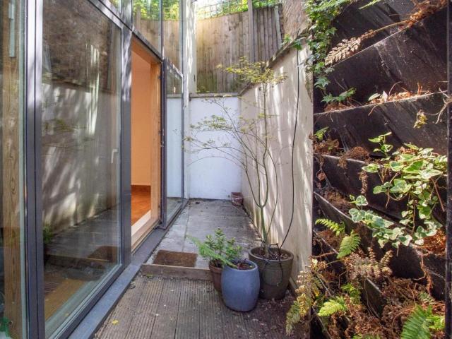 House for sale in Stamford Hill, Greater London