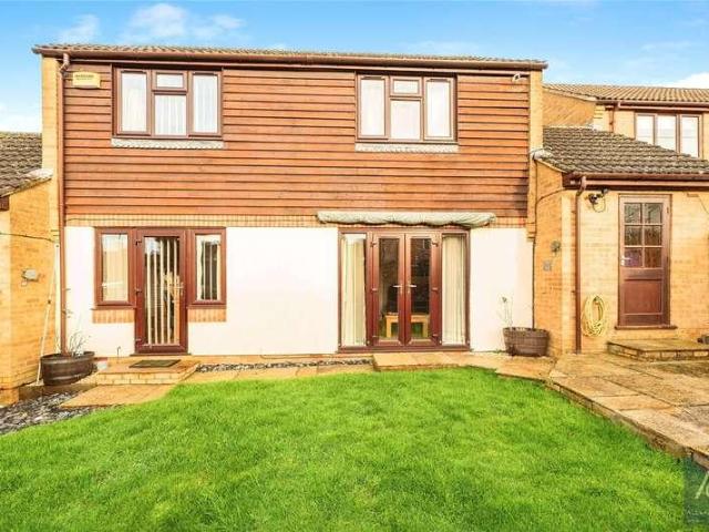 House for sale in Buckingham, Buckinghamshire