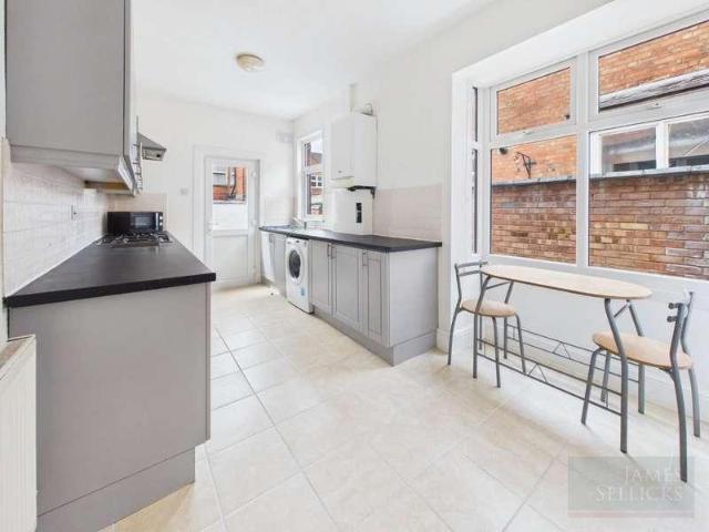House for sale in Old Wharf, City Of Leicester