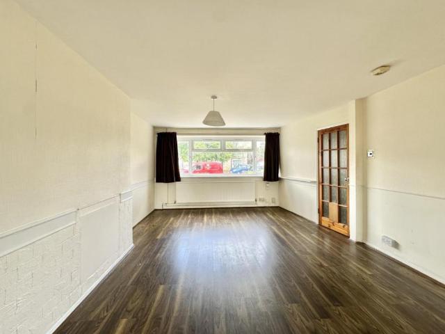 House for sale in Charville, Greater London