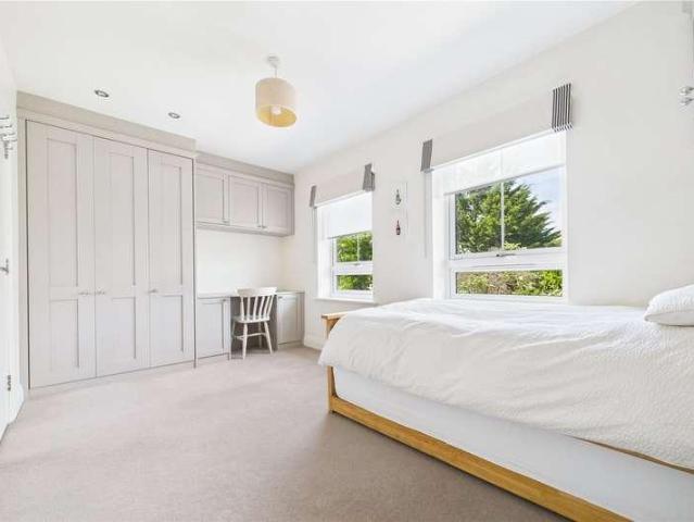 House for sale in Windsor, North Town