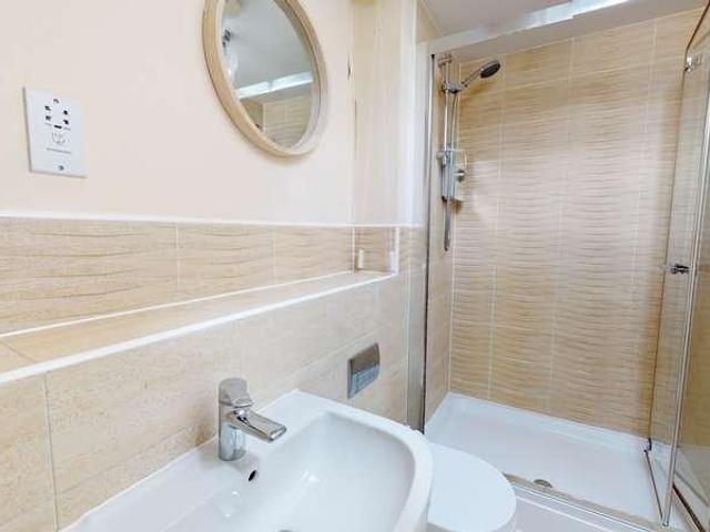 House for sale in Allt-yr-yn, Wales