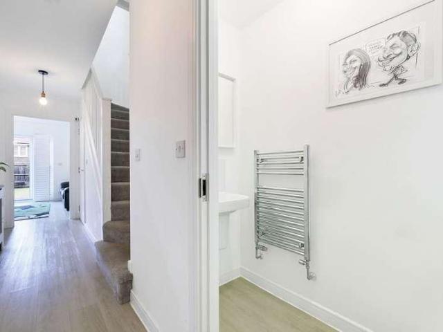 House for sale in The Butts, Kent