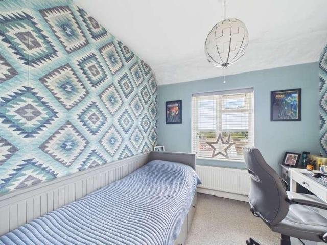 House for sale in Calcot, West Berkshire