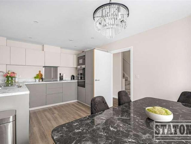 House for sale in Goffs Oak, Broxbourne