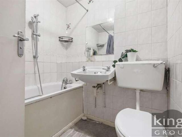House for sale in Tottenham Hale, Greater London