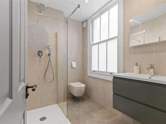 House for sale in Kensal Town, Greater London