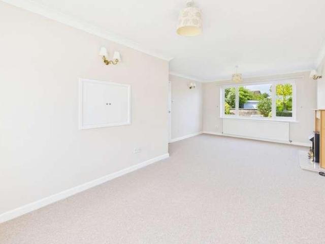 House for sale in Somerton