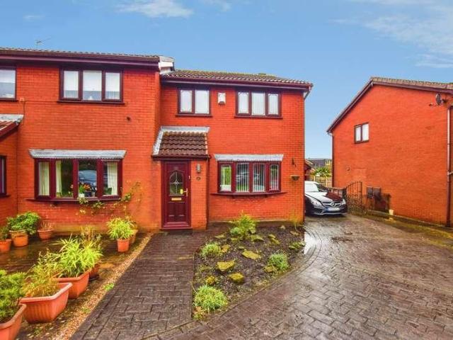 House for sale in Bradshaw, Lee Bank