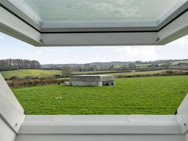House for sale in Easton-in-gordano, North Somerset