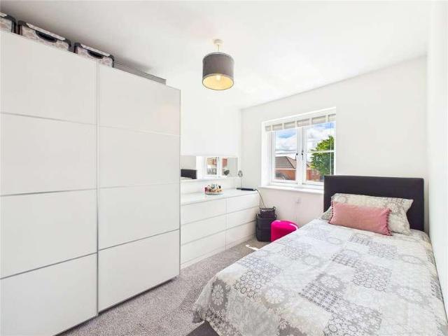 House for sale in Primsland, Crookhill