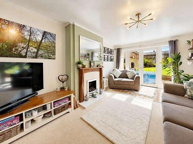 House for sale in Hampton, The Bridge