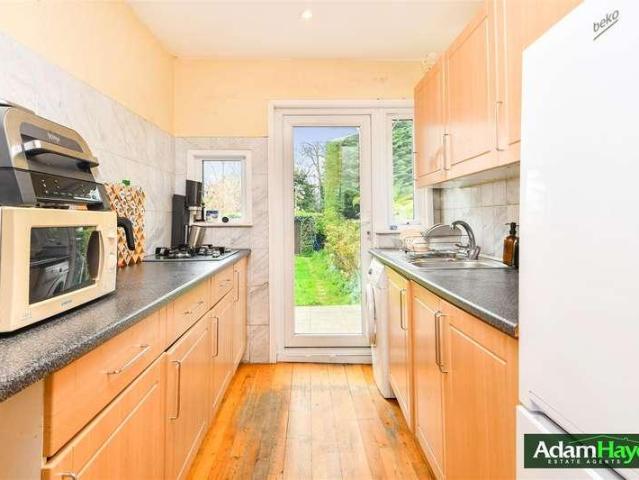 House for sale in Woodside Park, Greater London