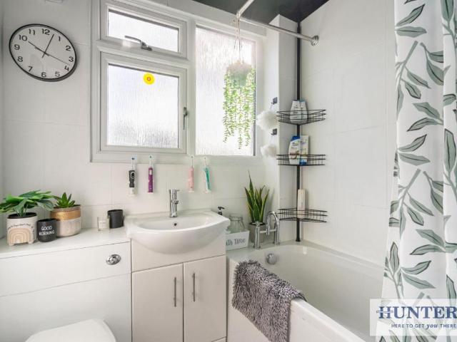 House for sale in Westfield, Yeadon