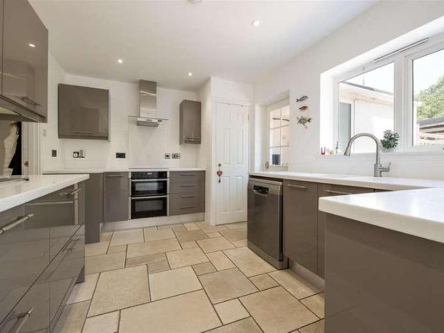 House for sale in Wootton, Black Bourton