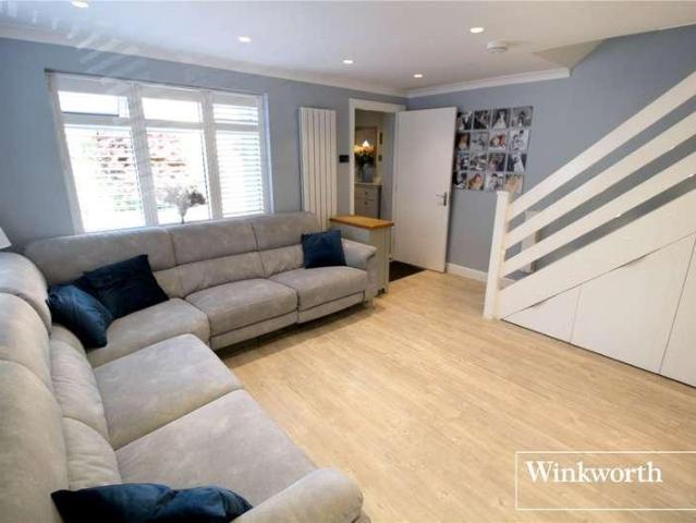 House for sale in Elstree and Borehamwood, Borehamwood