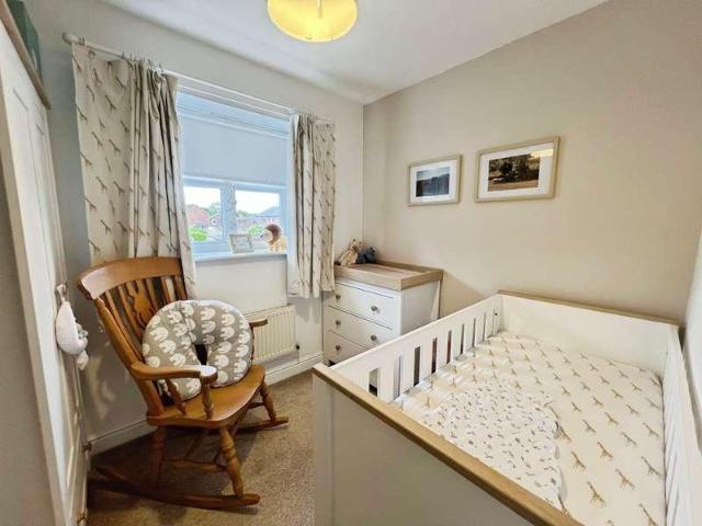 House for sale in Bradshaw, Lee Bank