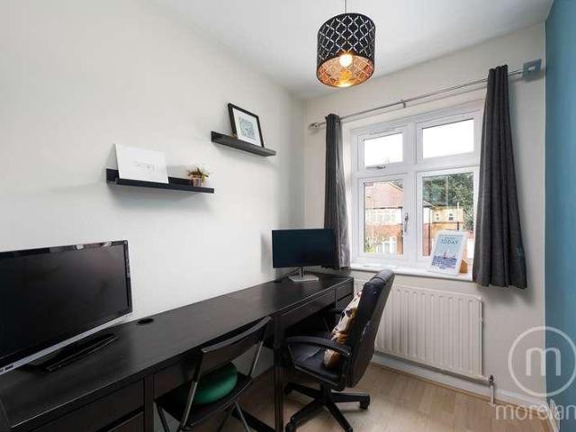 House for sale in Brent Cross, Greater London