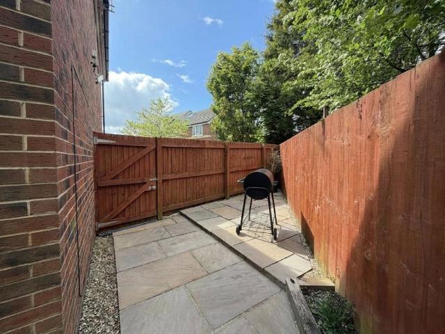 House for sale in Hathershaw, Pendock