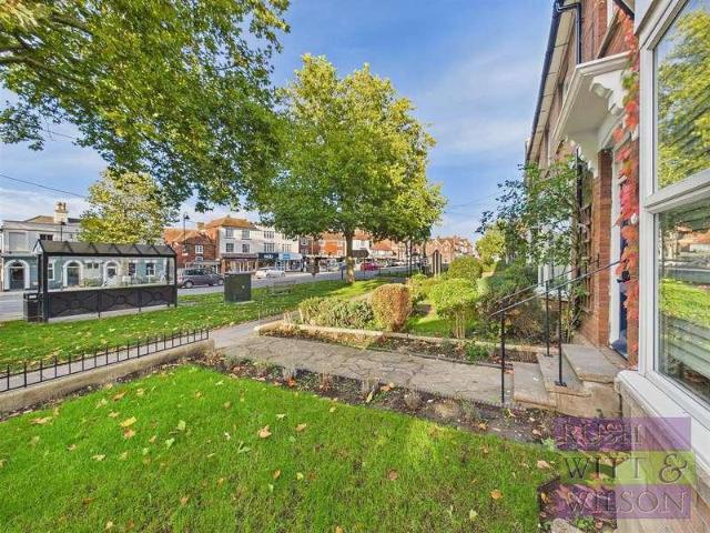 House for sale in Tenterden, Ashford