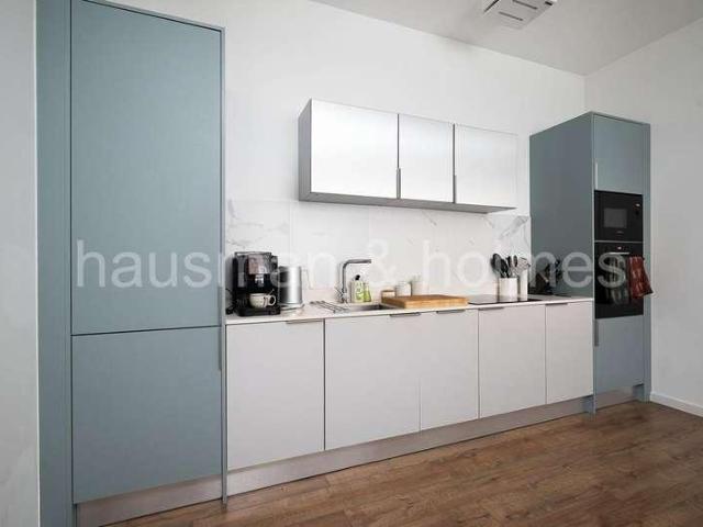 House for sale in Golders Green, Greater London