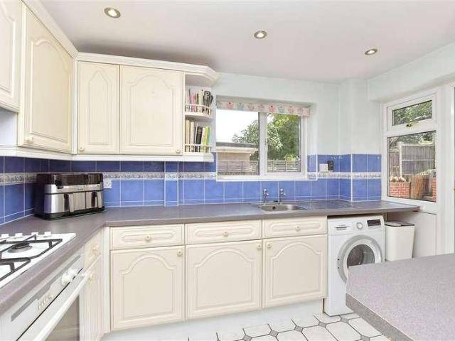 House for sale in Oad Street, Kent