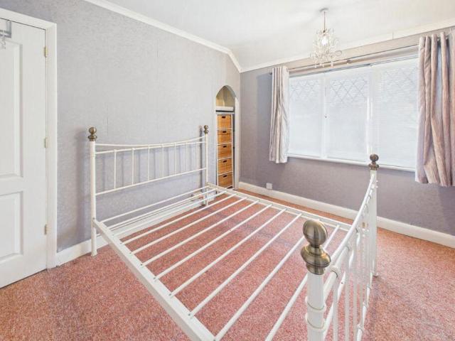 House for sale in Pouchen End, Hertfordshire