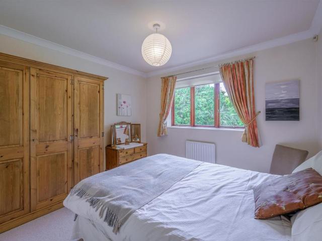 House for sale in Stourbridge, West Midlands